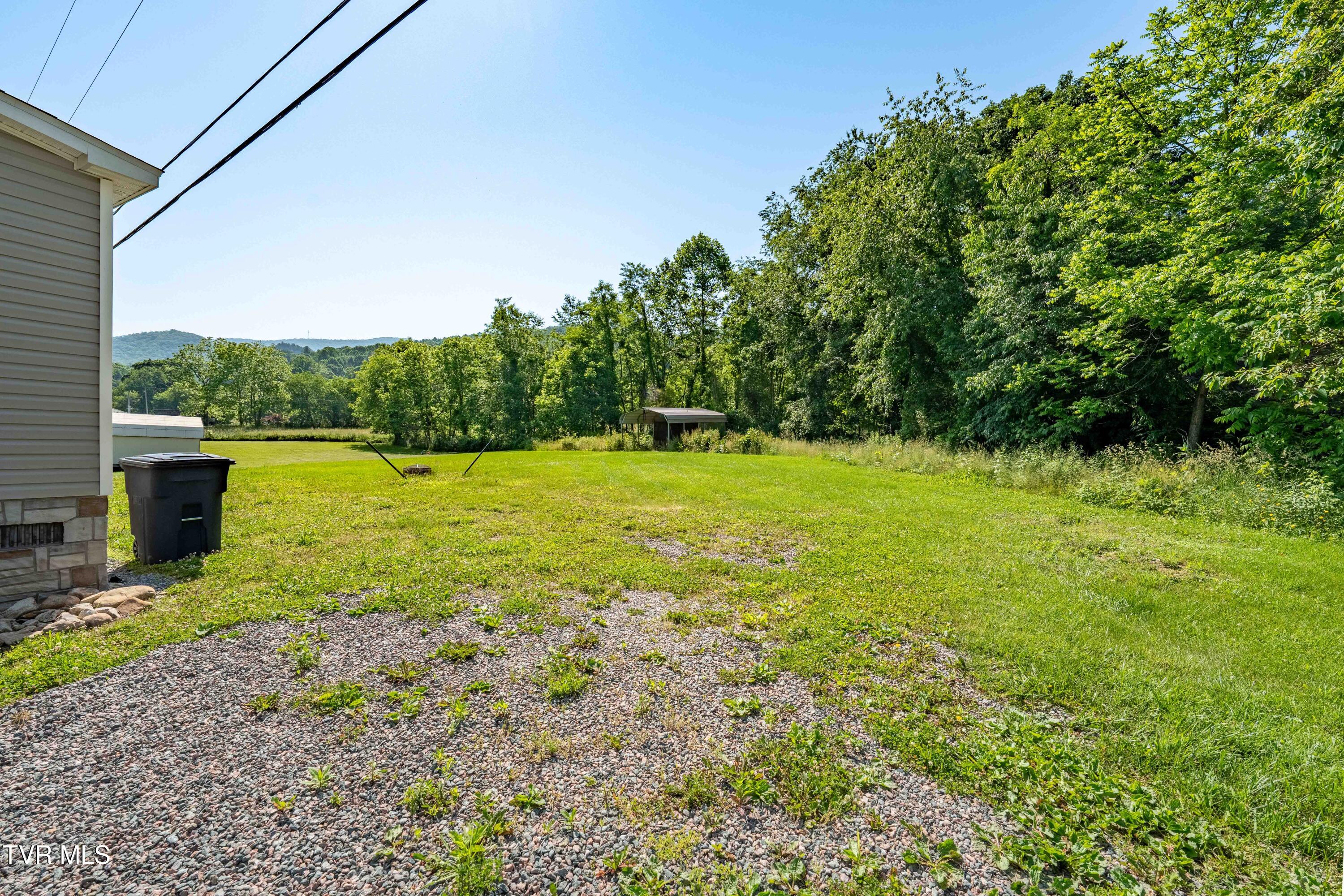 2639 Crackers Neck Road Mountain City, TN 37683 - Photo 43 of 50 2639 Crackers Neck Road (30 of 58)