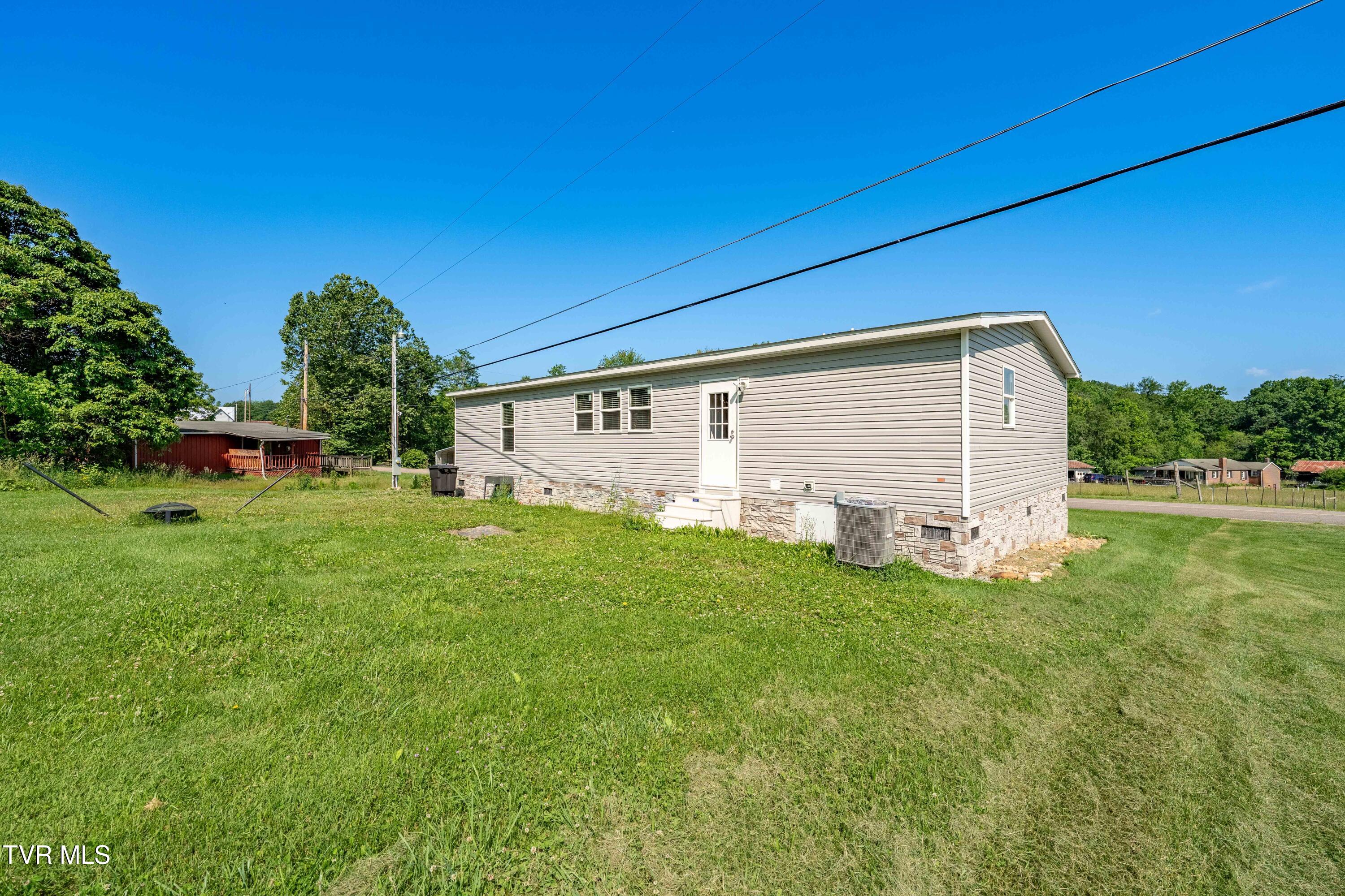 2639 Crackers Neck Road Mountain City, TN 37683 - Photo 49 of 50 2639 Crackers Neck Road (34 of 58)