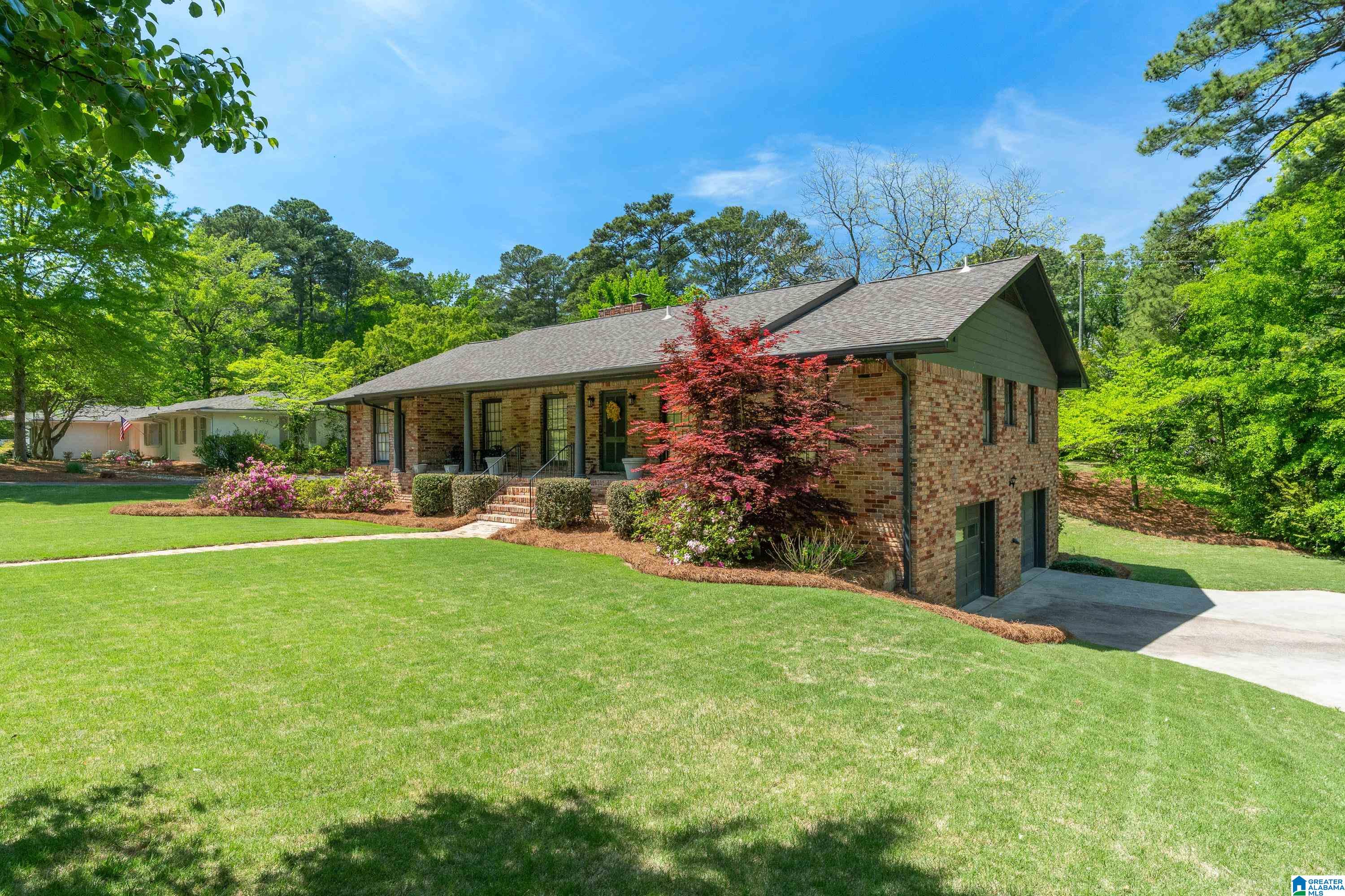 2768 Cherokee Road Mountain Brook, AL 35216 - Photo 4 of 37 Gallery Image 4
