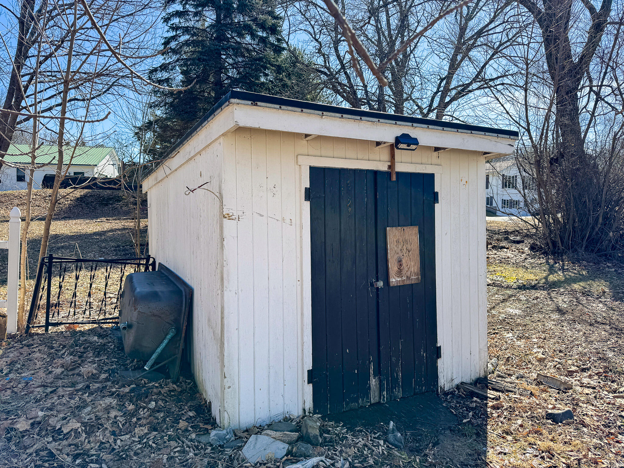 108 Enfield Road Lincoln, ME 04457 - Photo 5 of 26 5