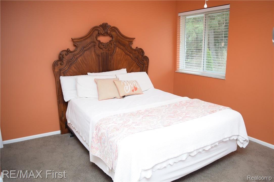422 Barclay Road Grosse Pointe, MI 48236 - Photo 26 of 43 DSC_1019.JPG