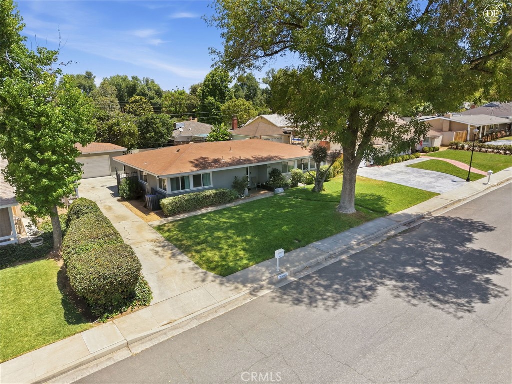 2803 Shenandoah Road Riverside, CA 92506 - Photo 1 of 35