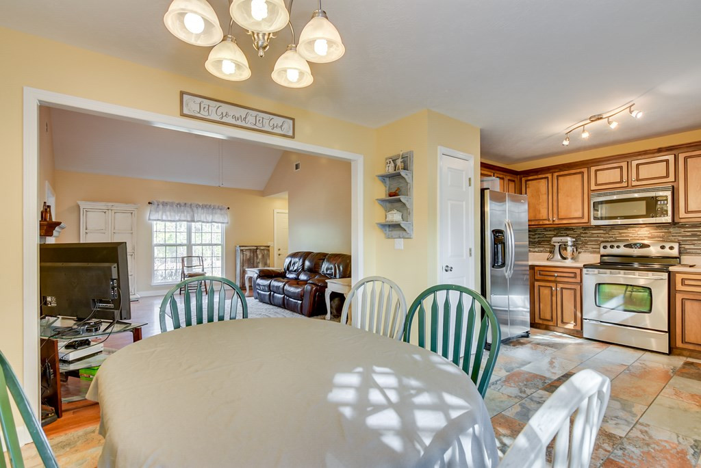 4394 Sand Hill Road Thomson, GA 30824 - Photo 12 of 37
