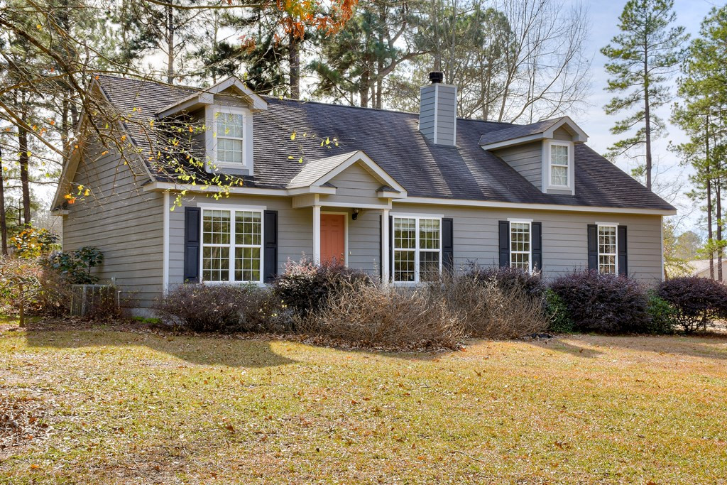 4394 Sand Hill Road Thomson, GA 30824 - Photo 3 of 37