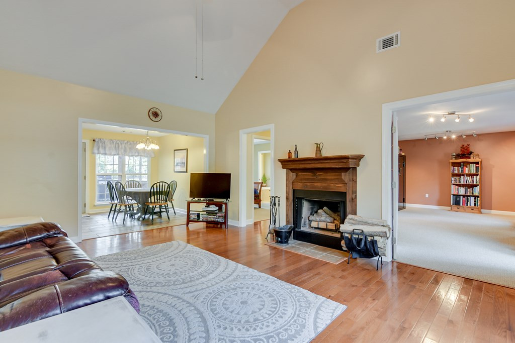 4394 Sand Hill Road Thomson, GA 30824 - Photo 8 of 37