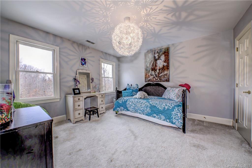 3652 Plantation Road Charlotte, NC 28270 - Photo 14 of 20 Gallery Image 14