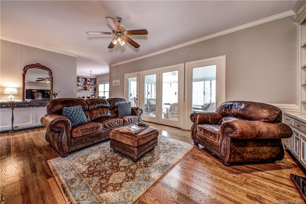 3652 Plantation Road Charlotte, NC 28270 - Photo 8 of 20 Gallery Image 8