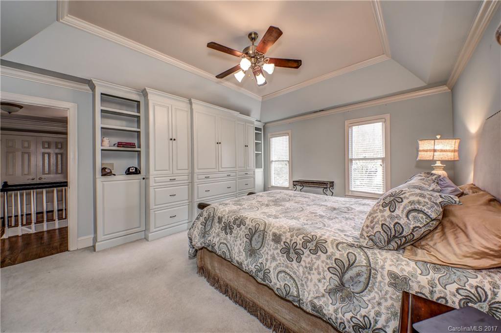3652 Plantation Road Charlotte, NC 28270 - Photo 9 of 20 Gallery Image 9