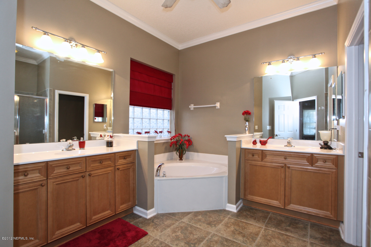 6322 Battlegate Road Jacksonville, FL 32258 - Photo 13 of 37 Master Bath