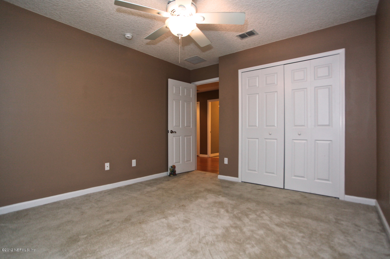 6322 Battlegate Road Jacksonville, FL 32258 - Photo 19 of 37 Bedroom III