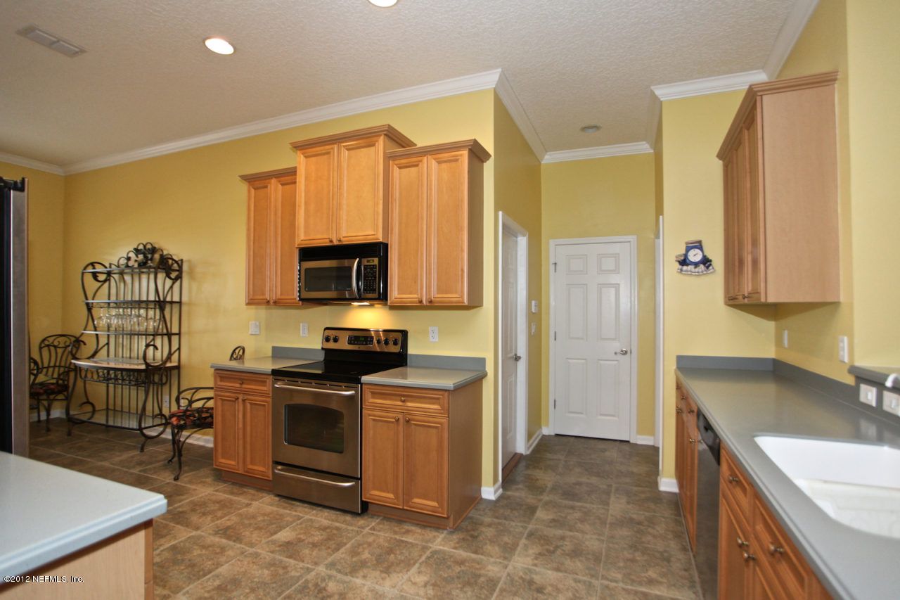 6322 Battlegate Road Jacksonville, FL 32258 - Photo 10 of 37 Kitchen
