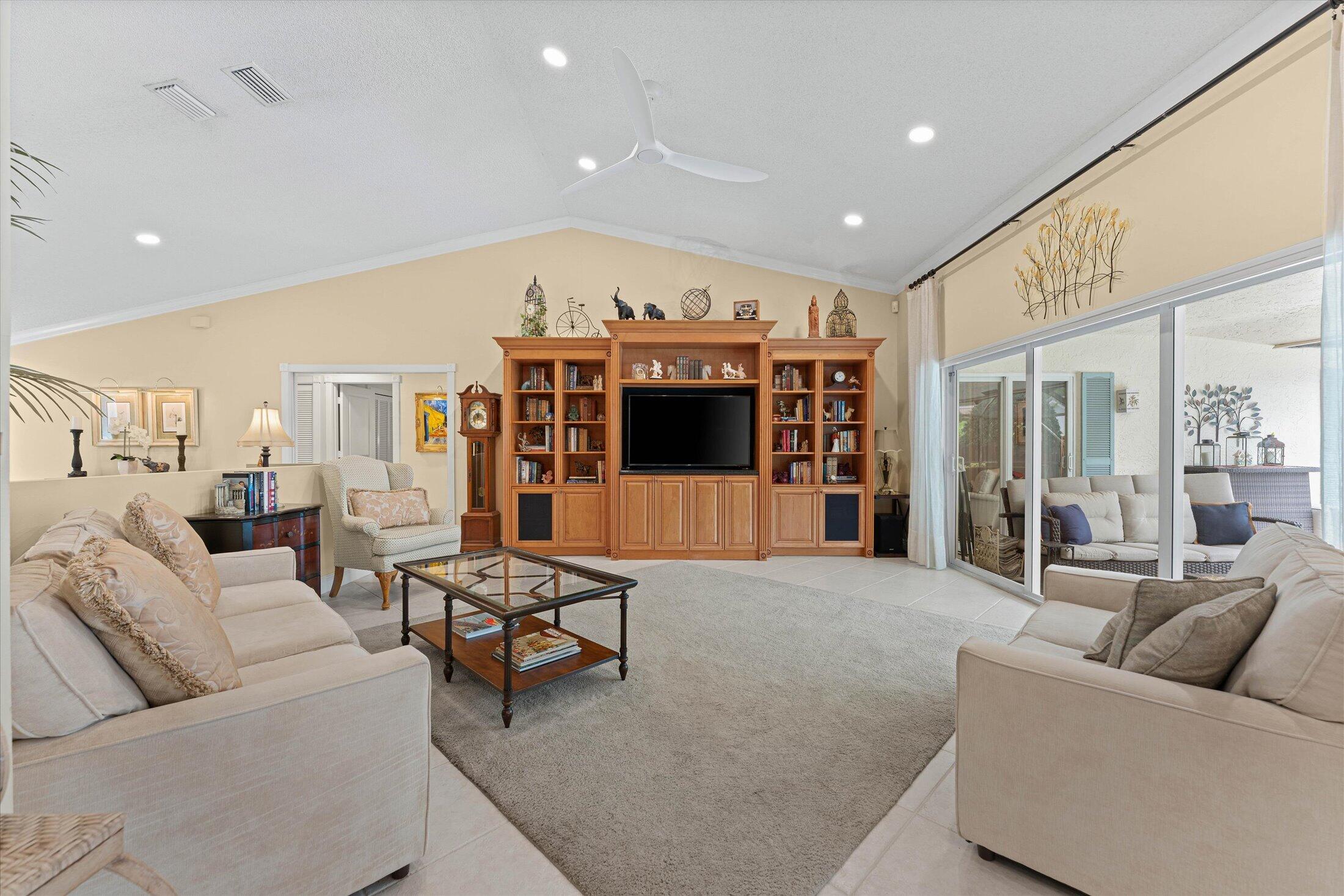2699 Northwest 38th Street Boca Raton, FL 33434 - Photo 8 of 44 Family Room