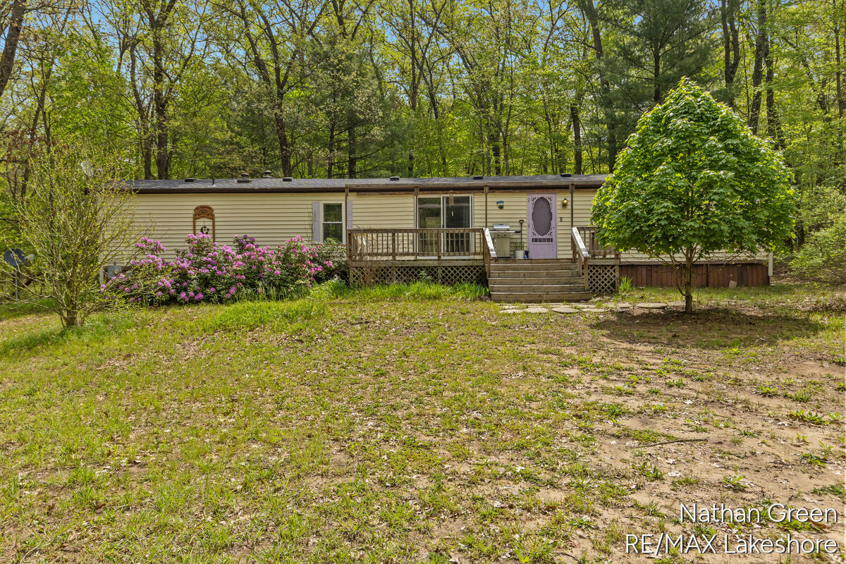 957 Maple Street Pullman, MI 49450 - Photo 1 of 27 Gallery Image 1