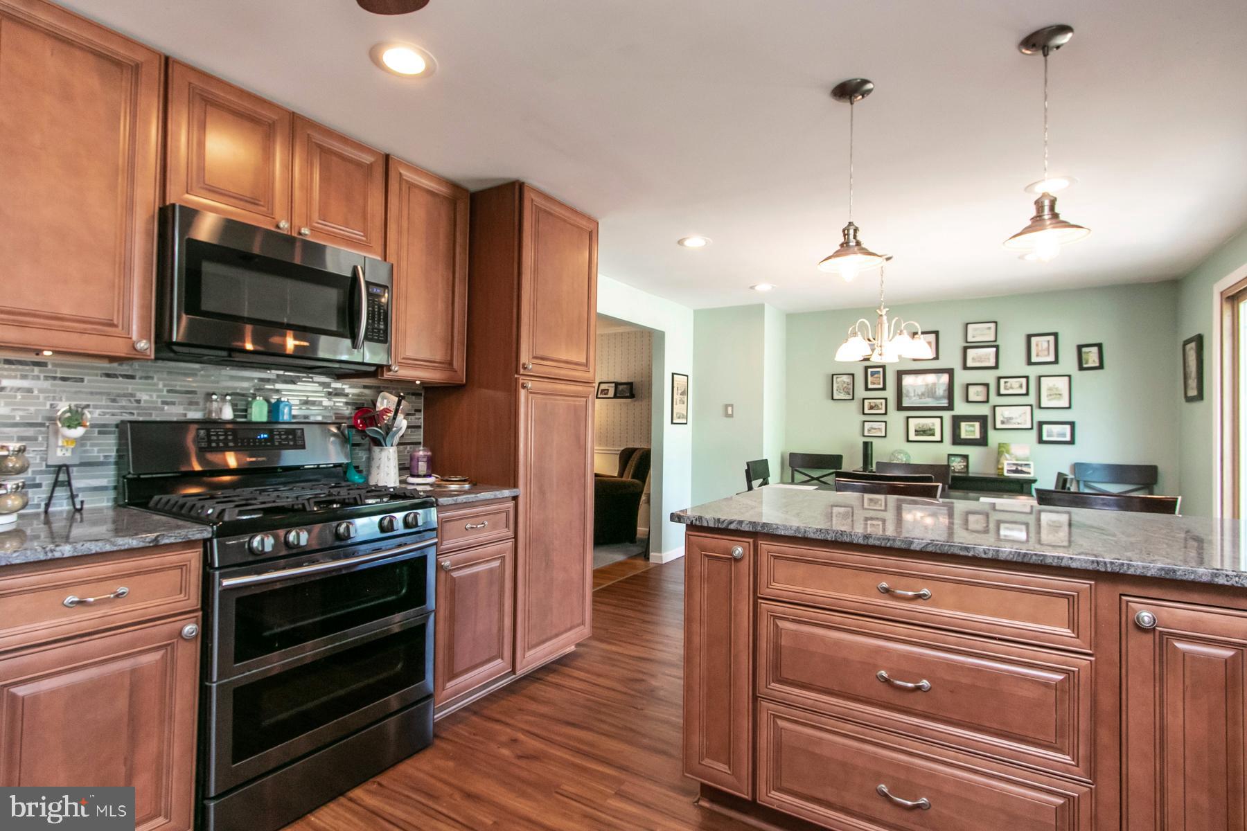 2510 Lenola Road Cinnaminson, NJ 08077 - Photo 13 of 40 Beautifully updated Kitchen