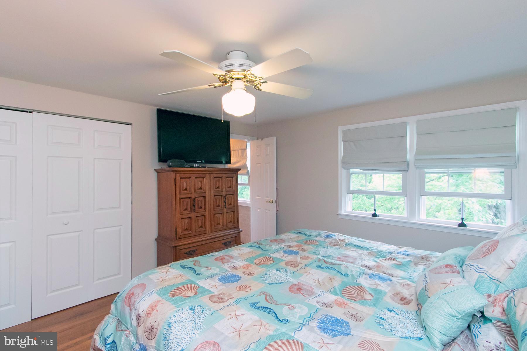 2510 Lenola Road Cinnaminson, NJ 08077 - Photo 25 of 40 Master Bedroom