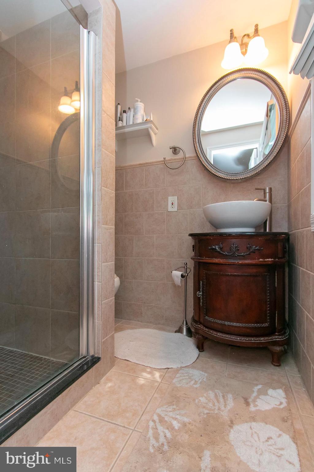 2510 Lenola Road Cinnaminson, NJ 08077 - Photo 26 of 40 Updated Master Bathroom