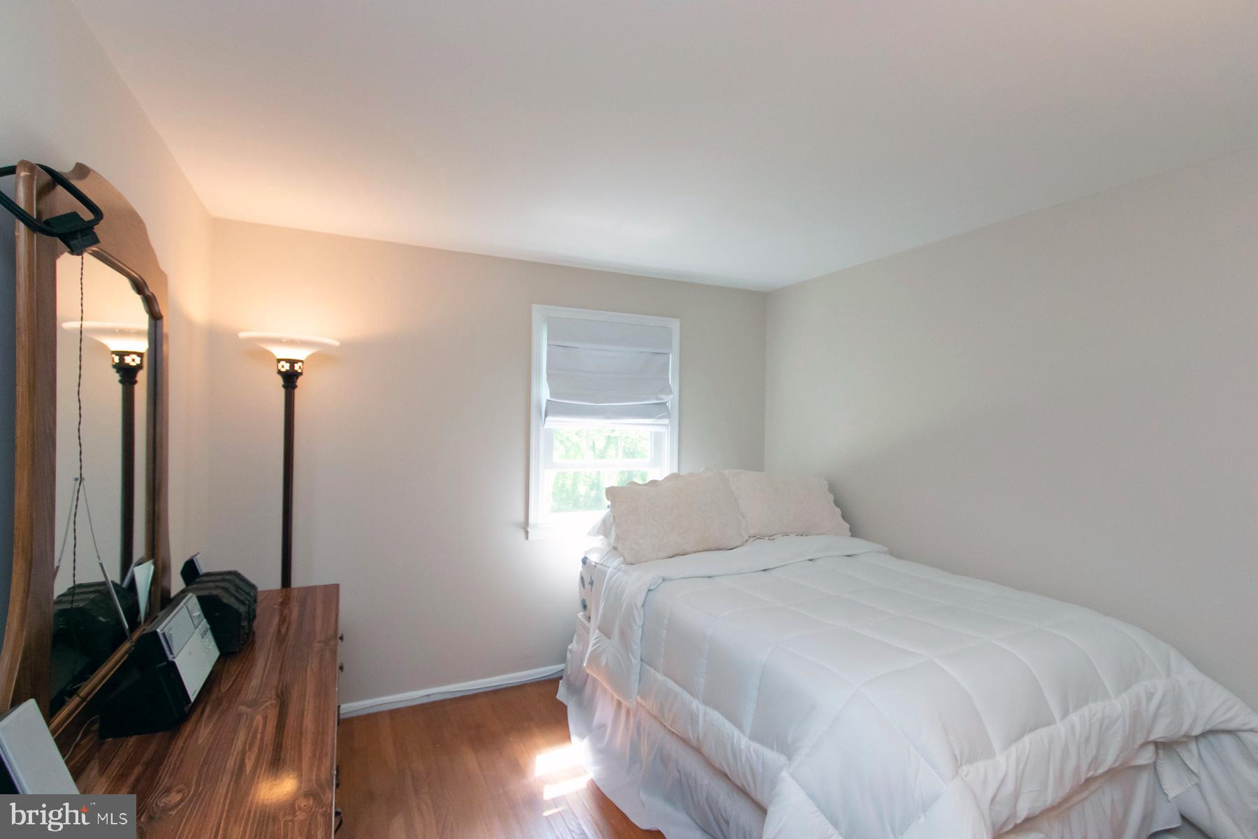 2510 Lenola Road Cinnaminson, NJ 08077 - Photo 29 of 40 3rd Bedroom