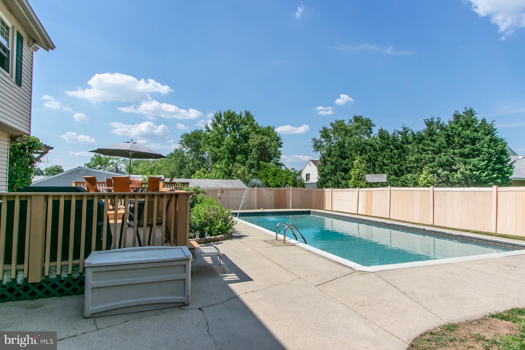2510 Lenola Road Cinnaminson, NJ 08077 - Photo 10 of 40 Concrete all around pool