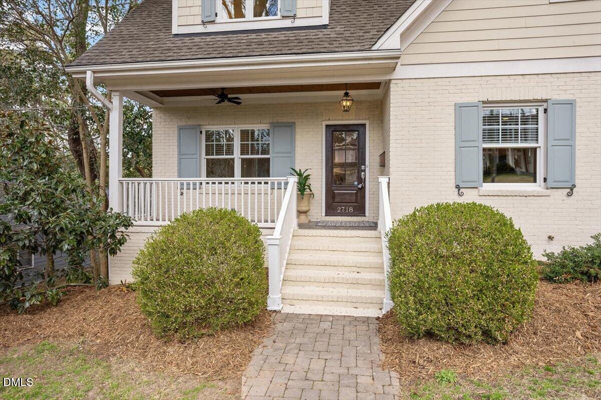 2718 Peachtree Street Raleigh, NC 27608 - Photo 4 of 38 a front view of a house