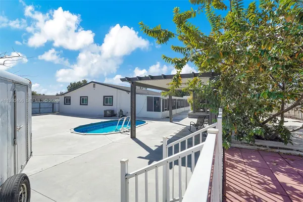 $799,999 | 10715 Southwest 168th Terrace, Miami, FL 33157