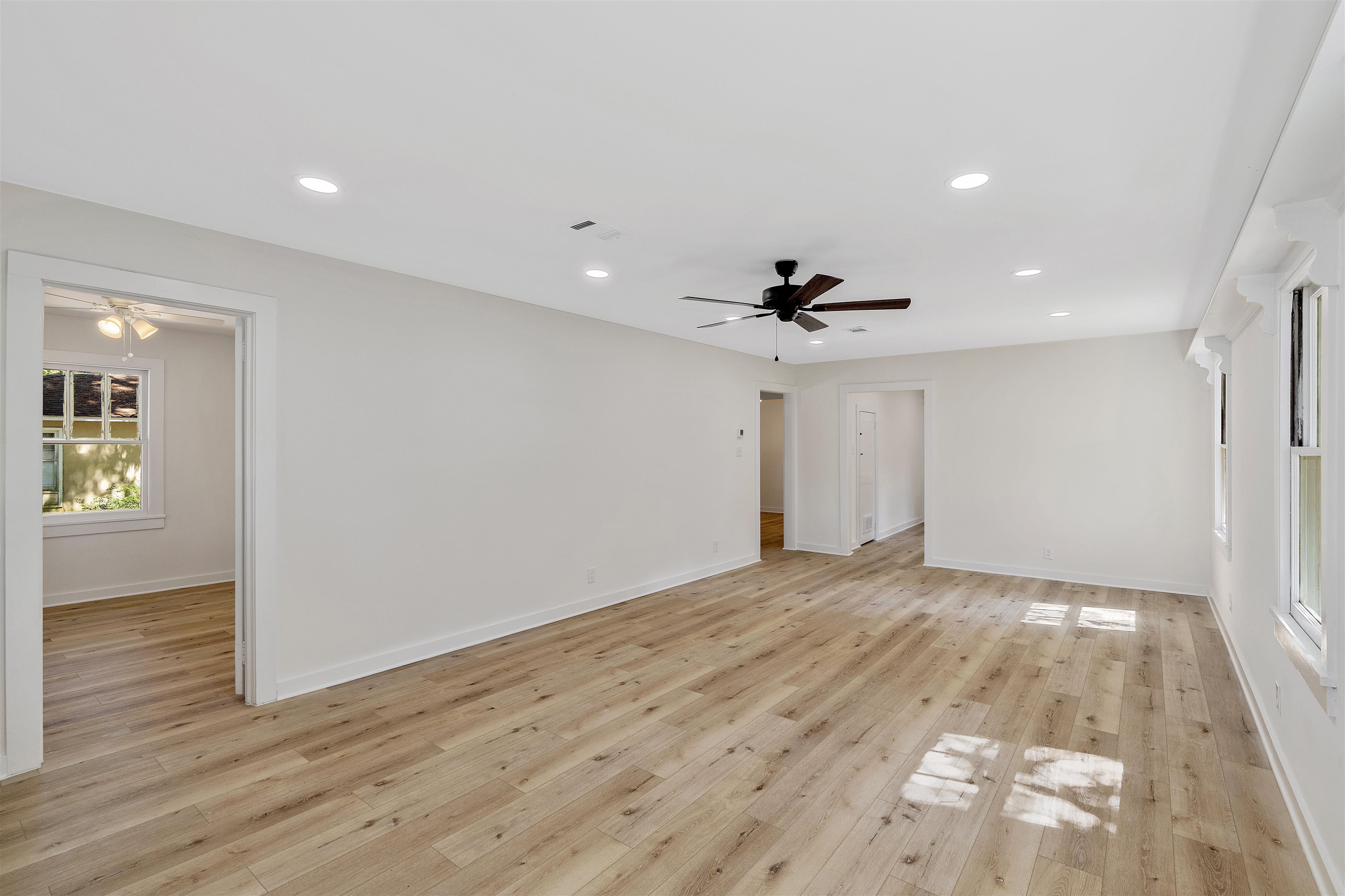 303 West Roosevelt Avenue Foley, AL 36535 - Photo 6 of 27
