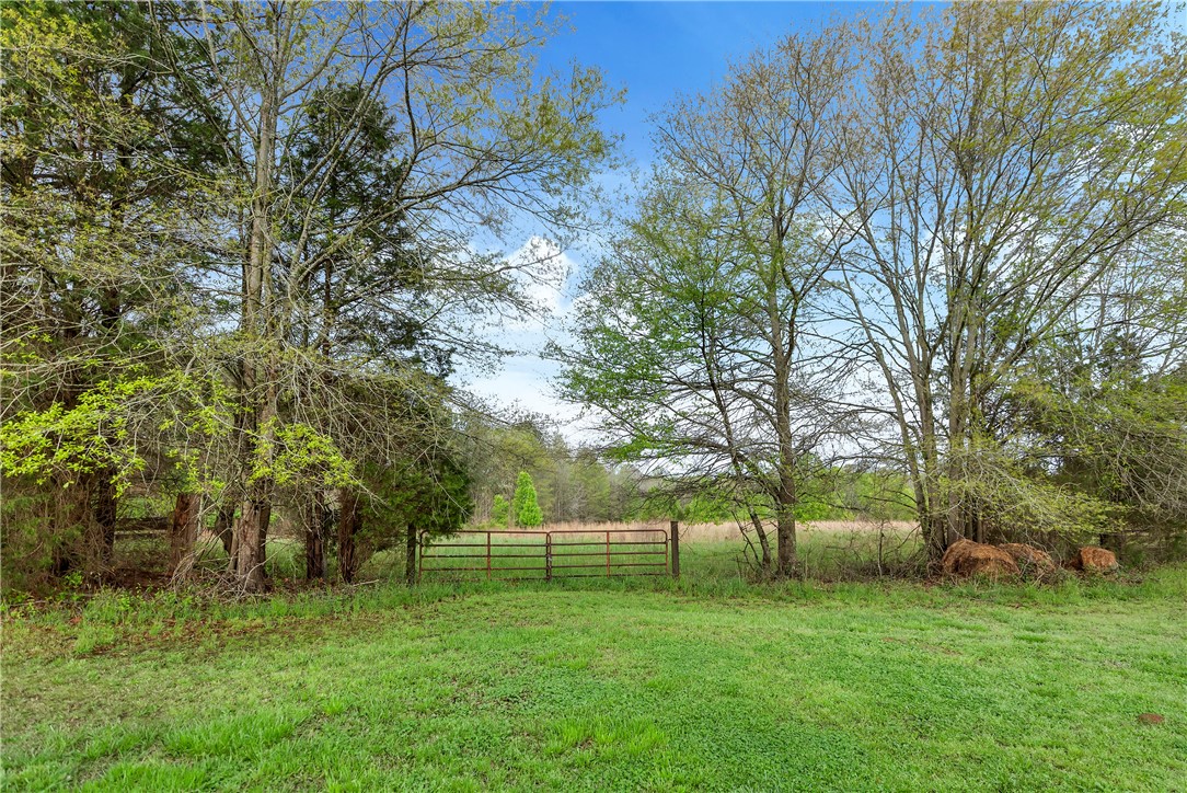 1002 Airline Road Anderson, SC 29624 - Photo 9 of 34