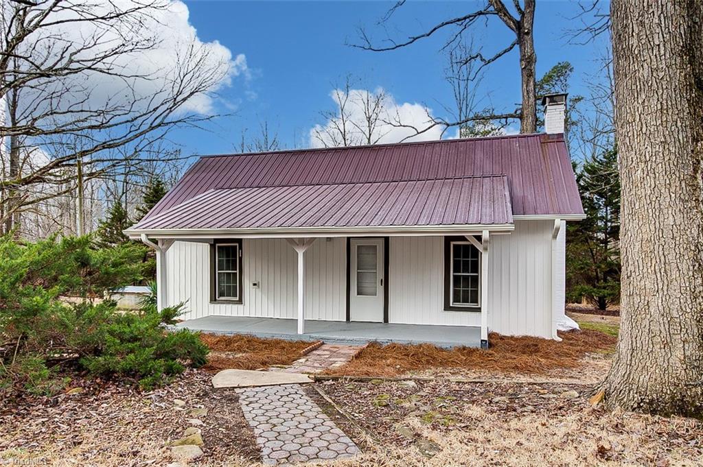 395 King Road Seagrove, NC 27341 - Photo 3 of 34 Gallery Image 3