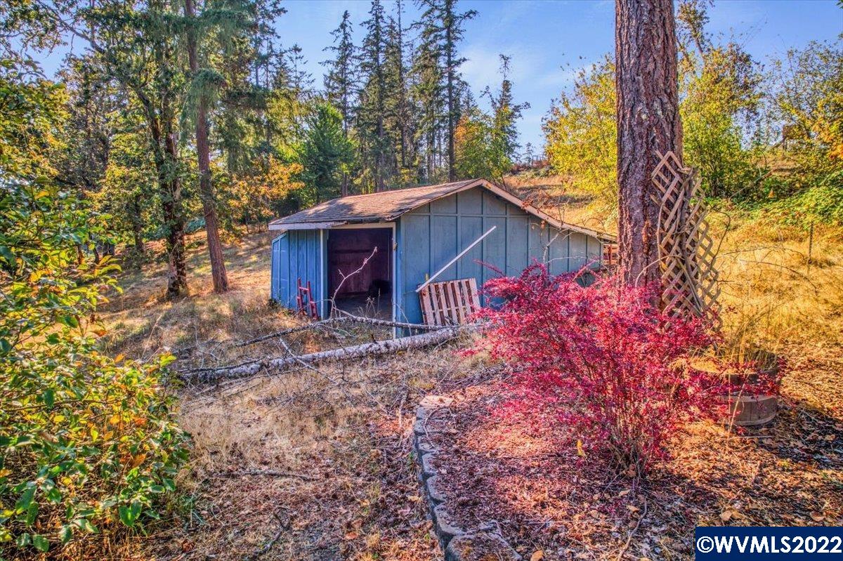 30864 Pineway Road Lebanon, OR 97355 - Photo 7 of 40 Gallery Image 7