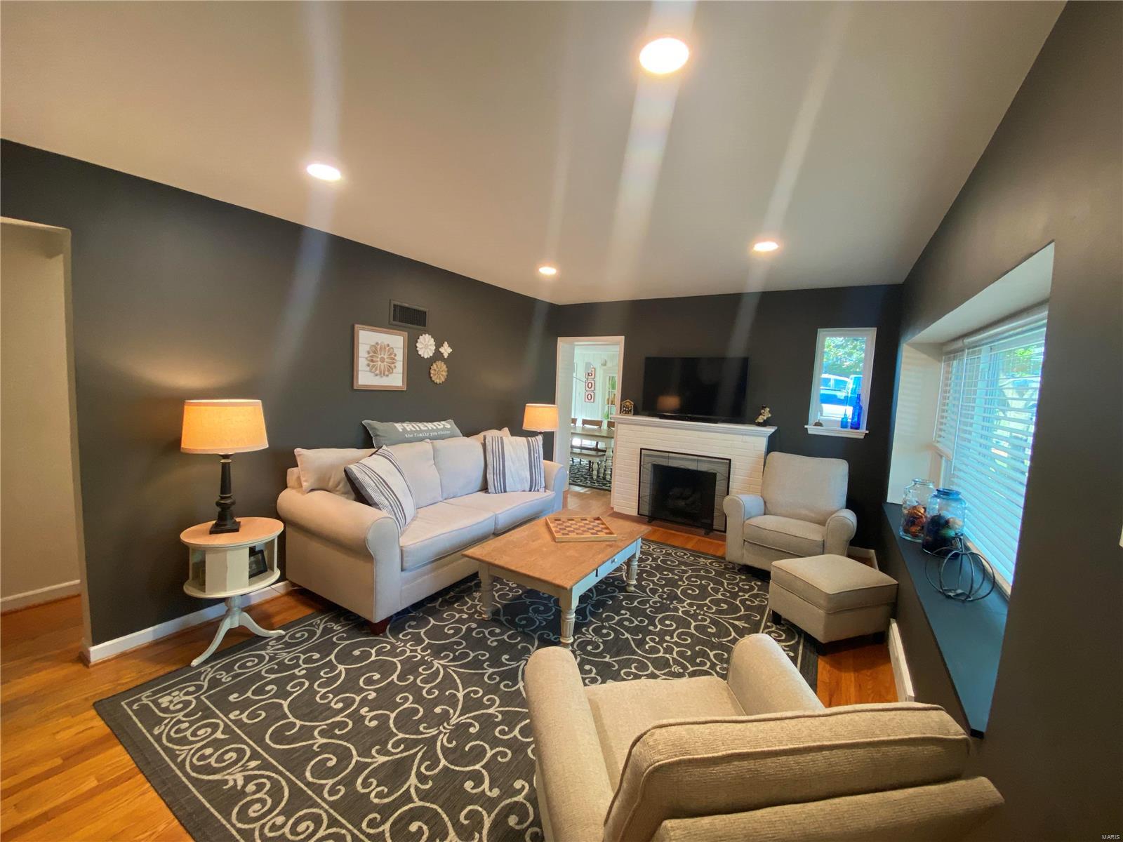 5 Springbrook Place St. Louis, MO 63119 - Photo 7 of 64 Gallery Image 7