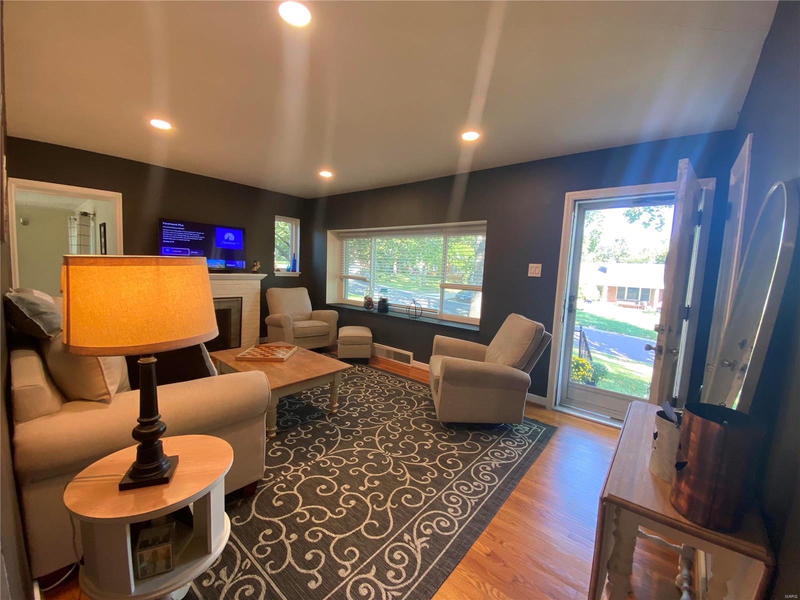 5 Springbrook Place St. Louis, MO 63119 - Photo 8 of 64 Gallery Image 8