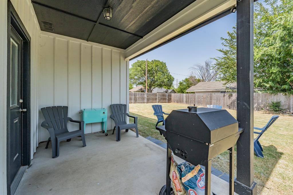 3501 Dillard Street Fort Worth, TX 76105 - Photo 29 of 39 View of patio / terrace featuring grilling area