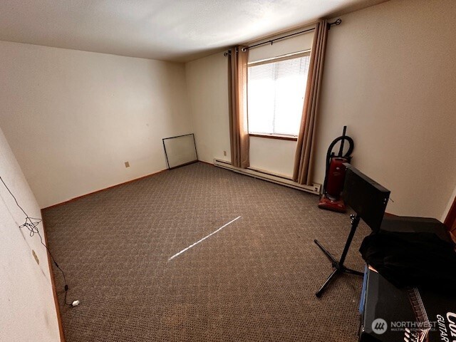 117 Squirrel Road Tonasket, WA 98855 - Photo 20 of 24 a view of workspace with windows