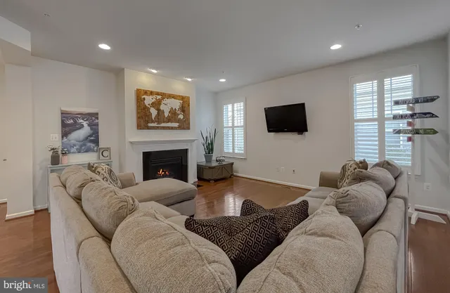 $499,900 | 23320 Calla Way, California, MD 20619