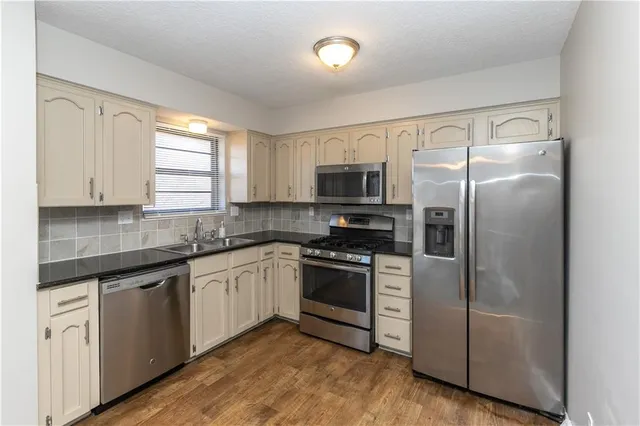 $230,000 | 9857 North Cherry Street, Kansas City, MO 64155