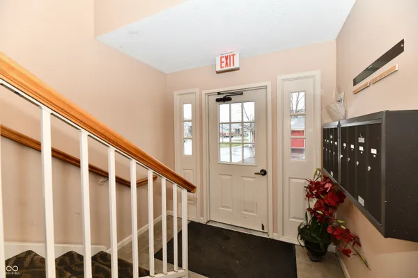 $1,900 | 209 Faulkner Court, Unit 205, Carmel, IN 46032