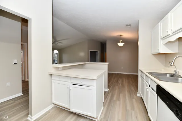 $2,000 | 209 Faulkner Court, Unit 205, Carmel, IN 46032