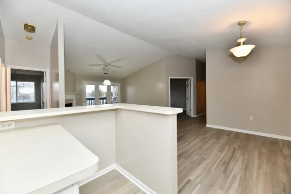 $1,900 | 209 Faulkner Court, Unit 205, Carmel, IN 46032
