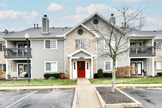 $2,000 | 209 Faulkner Court, Unit 205, Carmel, IN 46032