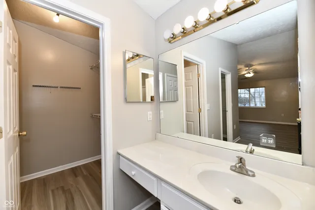 $2,000 | 209 Faulkner Court, Unit 205, Carmel, IN 46032