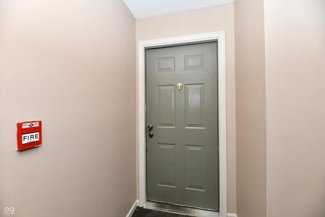 $2,000 | 209 Faulkner Court, Unit 205, Carmel, IN 46032