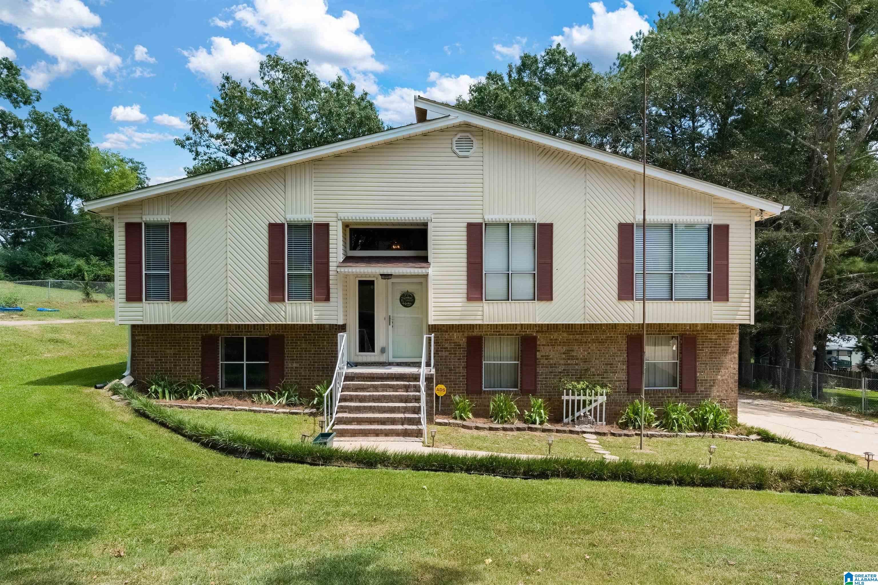 2141 Brewster Road Birmingham, AL 35235 - Photo 1 of 28