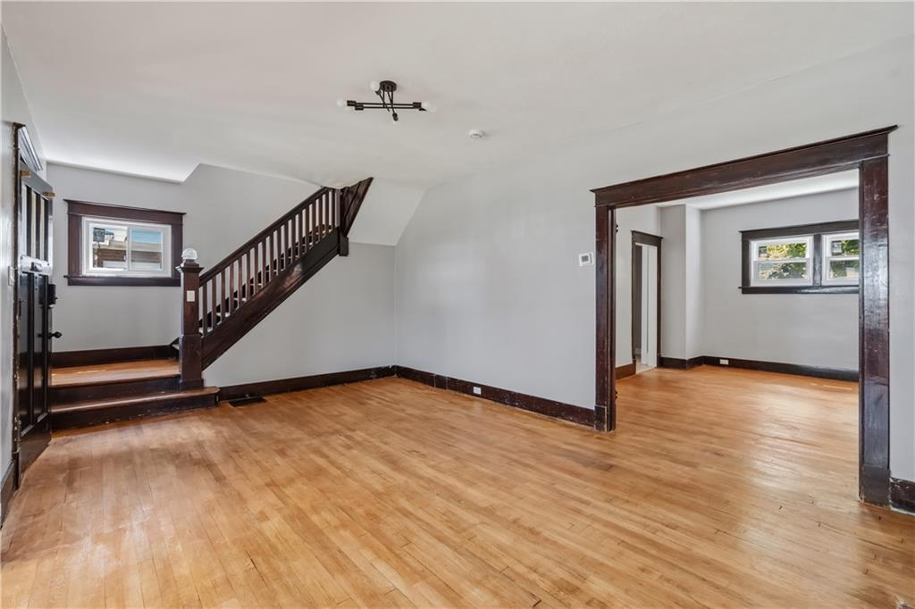 1437 Orchlee Street Pittsburgh, PA 15212 - Photo 6 of 32