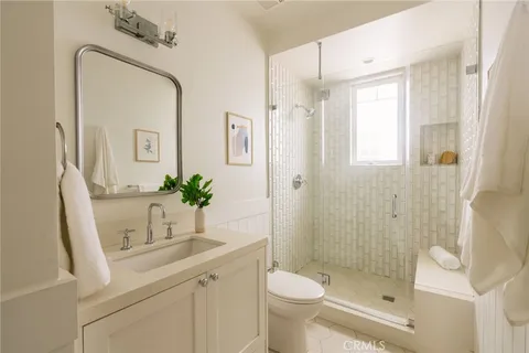 $1,999,000 | 809 19th Street, Hermosa Beach, CA 90254