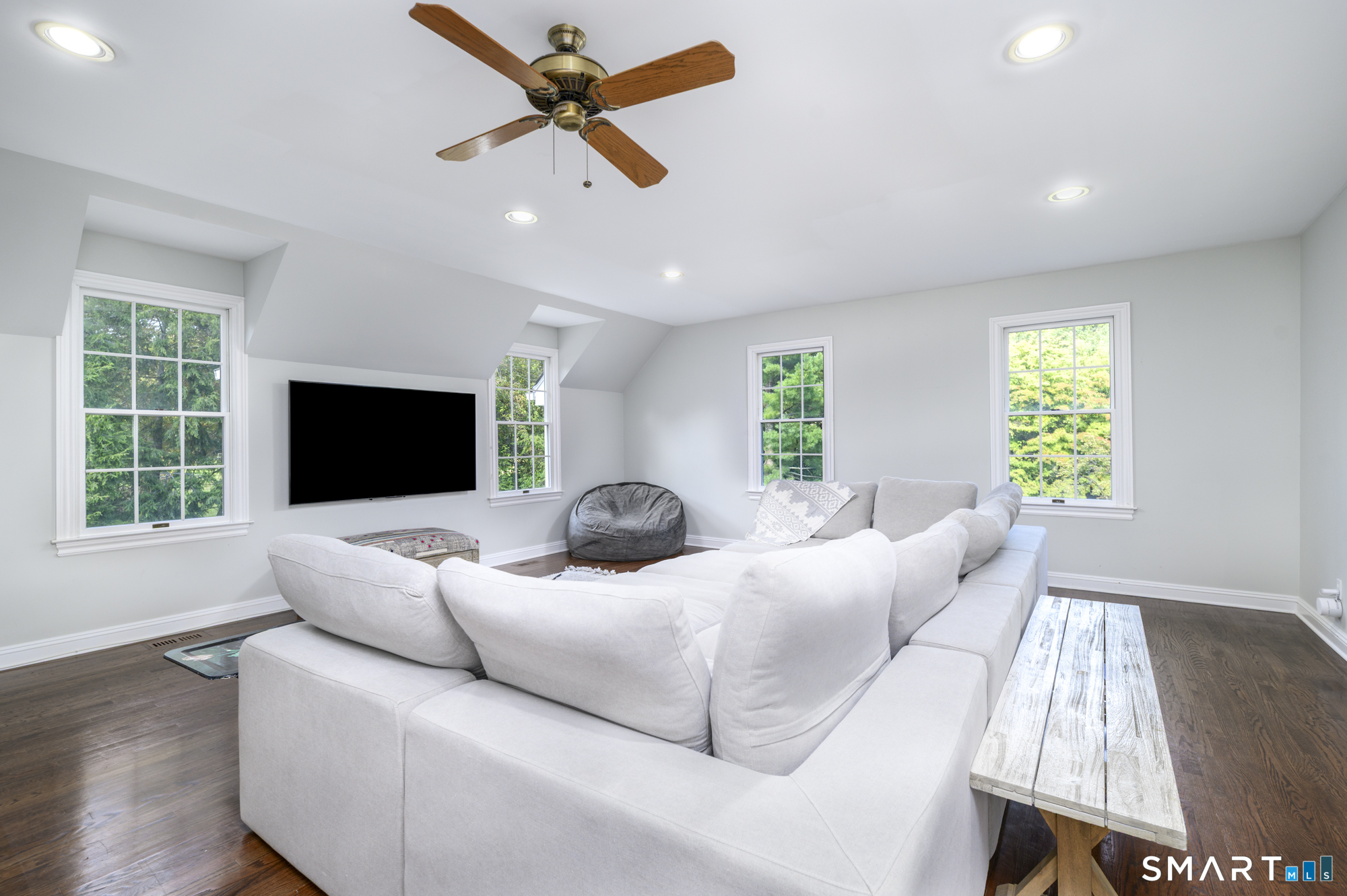 99 Highfield Road Wilton, CT 06897 - Photo 10 of 24