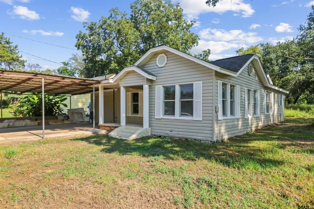 $1,700 | 1333 Montgomery Gardens, Tyler, TX 75708