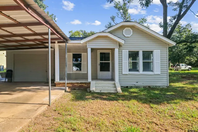 $1,700 | 1333 Montgomery Gardens, Tyler, TX 75708