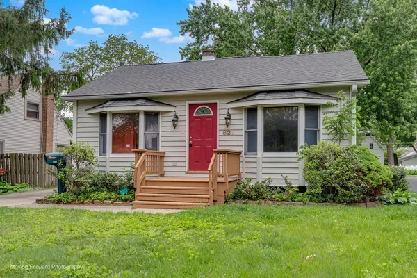 $335,000 | 827 North Loomis Street, Naperville, IL 60563