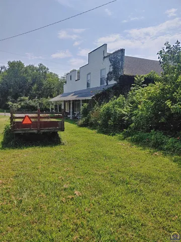 $89,950 | 13002 Highway 16, Valley Falls, KS 66088