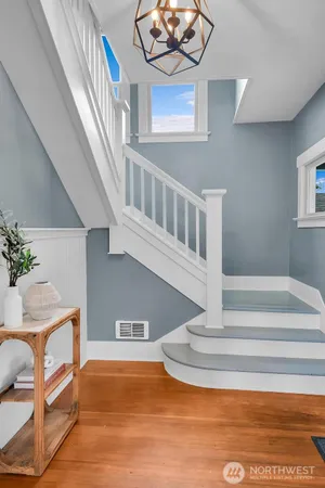 $684,950 | 2110 Virginia Avenue, Everett, WA 98201