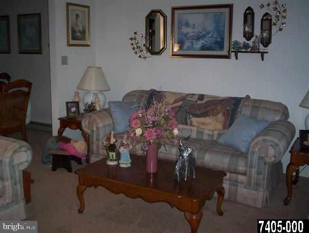 815 Stonewood Road York, PA 17402 - Photo 10 of 29 Gallery Image 10